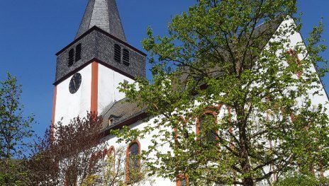 Ansicht vom Dorfplatz