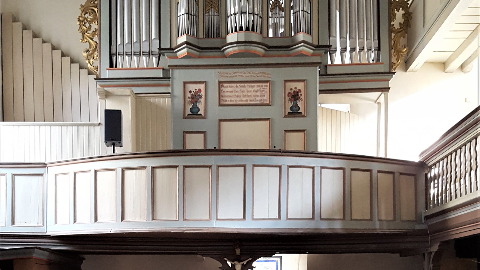 Orgel und Altarraum | © Bärbel Laudert